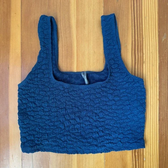 ANTHROPOLOGIE The Hannah Navy Blue Bubble Textured Women's Crop Tank NWOT sz S - Picture 7 of 7